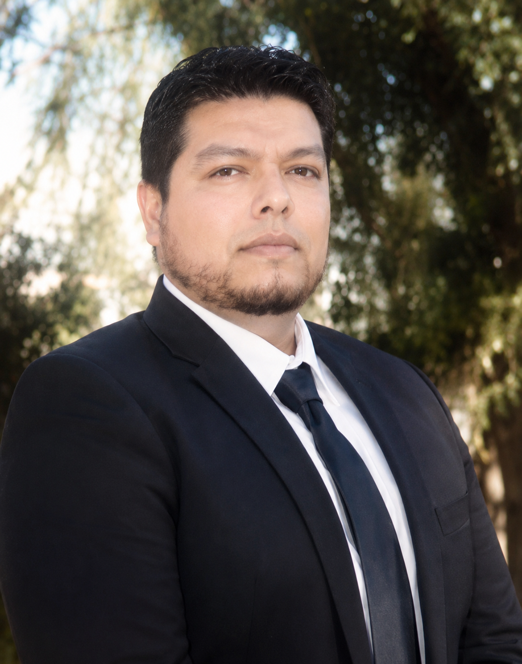 Lic. Fernando Valenzuela Granados